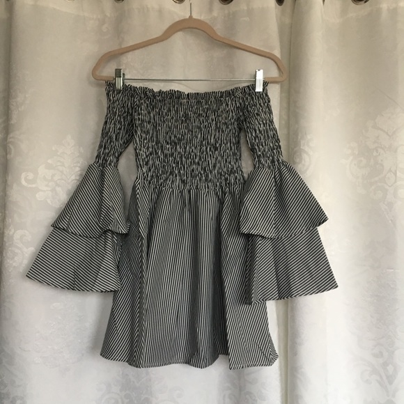 🆕Nina Black White Off the Shoulder Striped Dress - Picture 7 of 8